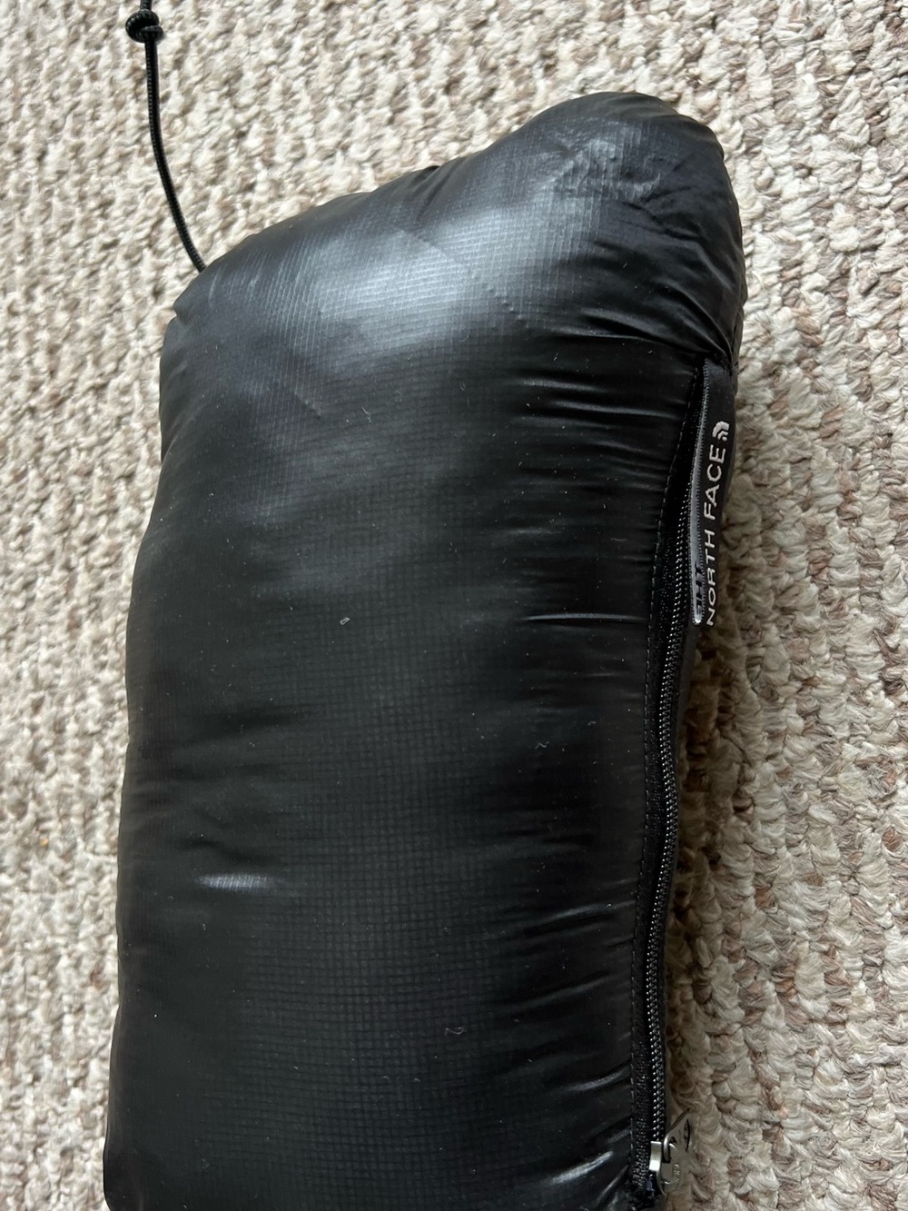 The North Face Women’s Black Lightweight Packable Puffer Jacket - Picture 4 of 4